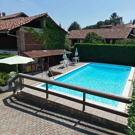 La Cascina Oda ve Kahvaltı Agliè