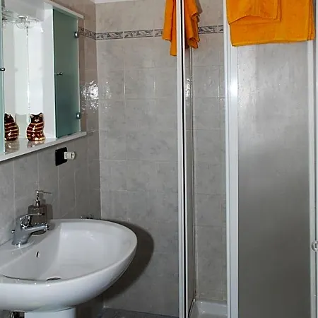 Bed & Breakfast La Cascina 3*