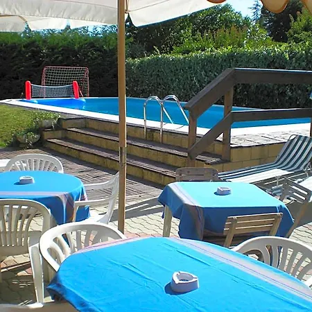 La Cascina Bed & Breakfast