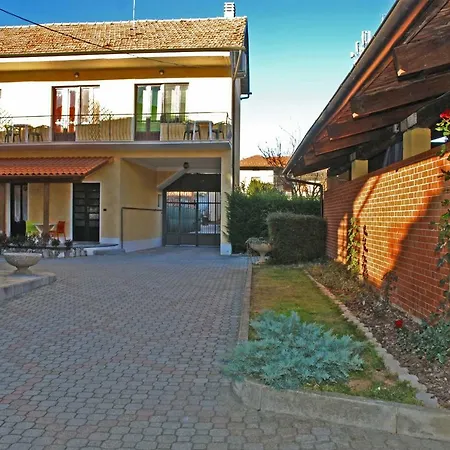 Oda ve Kahvaltı La Cascina 4*