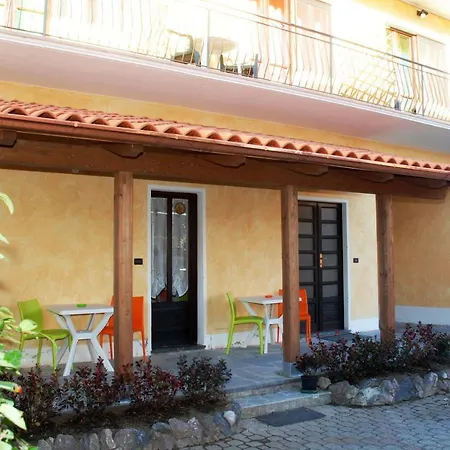 Oda ve Kahvaltı La Cascina 4*